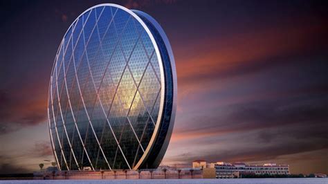 The Aldar Headquarters Building In Abu Dhabi Livingspaceau Circular