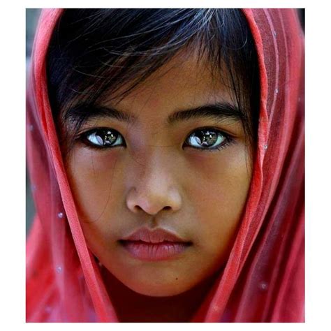 Beautiful Eyes Come In Many Different Colors On Many Different Skin Tones See The Most Gorgeous