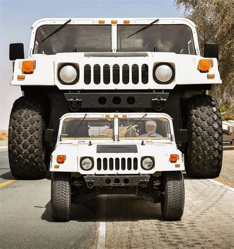 The Worlds Largest Hummer H1 Is A Two Story Building On Wheels