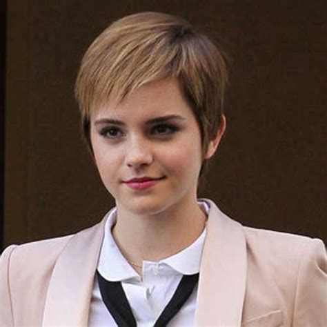You'd recognize these celebrities with short hair any day. 20 Celebrity Women with Short Hair