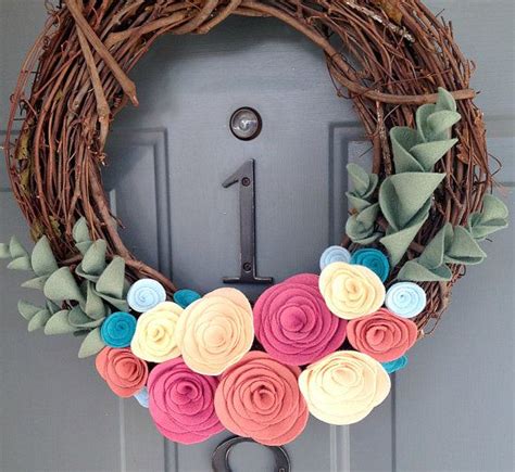 Grapevine Wreath Felt Handmade Door Wall Decoration Spring Felt Flower