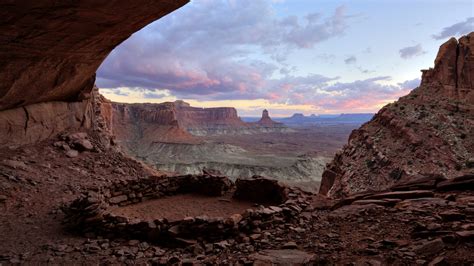 False Kiva Canyonlands National Park Utah Usa Windows 10 Spotlight