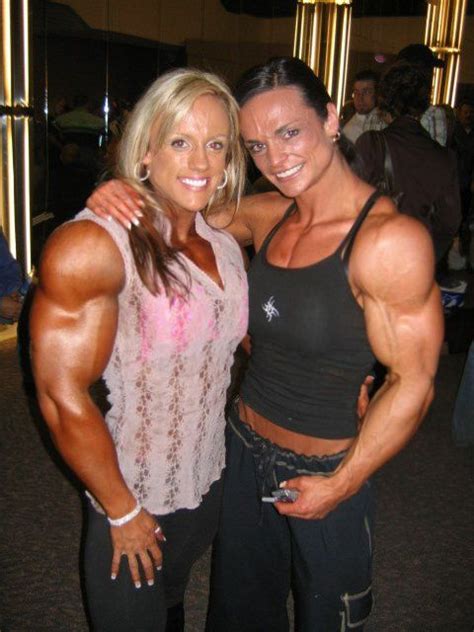 bodybuilder fan fem queenmuscle3000 twitter muscular women body building women muscle women