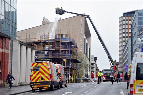 Glasgow High Street Fire Fears For One Of Citys Oldest Pubs As