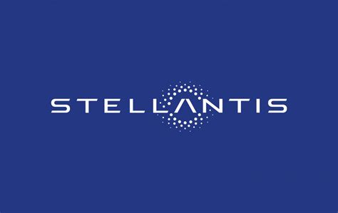 Συνεργασία Totalenergies και Stellantis για τη φόρτιση των ηλεκτρικών