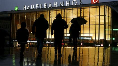 Cologne Sex Attackers Risk Deportation Merkel Bbc News