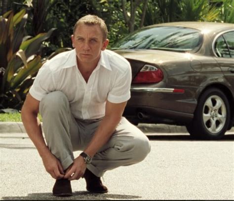 Our 15 Favorite Outfits From Daniel Craigs James Bond Primer