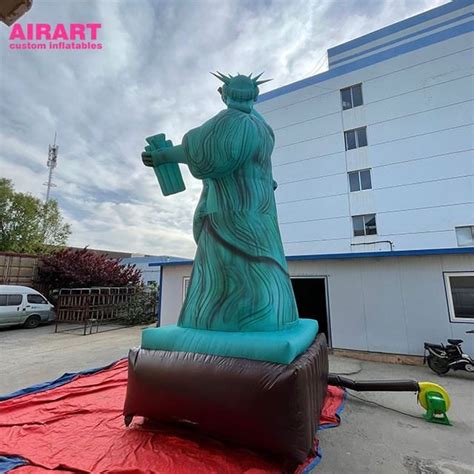 Customized Realistic Inflatable Characters Custom Giant Inflatable