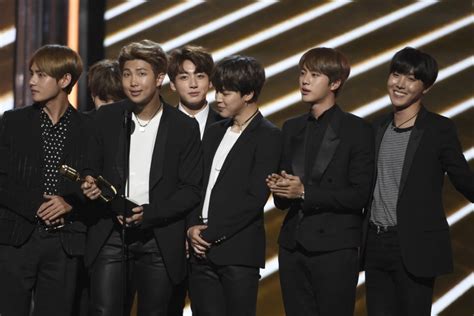 who is bts and why did the k pop band win a billboard music award cloud hot girl