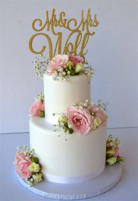 Tier Wedding Cake With Flowers Karrie Wynn