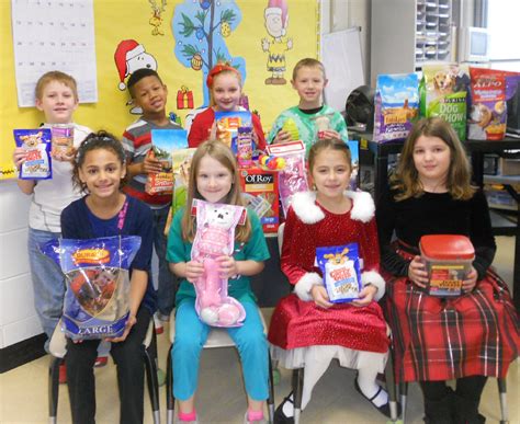 Second Graders Show Support Oswego County Today