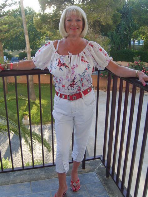 Blackmerc1223 60 From Liverpool Is A Local Granny Looking For Casual