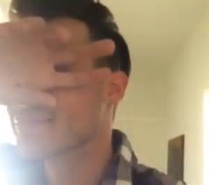 Starbucksdrakehands Guy Seductive Selfie Video Goes Viral Daily Mail Online