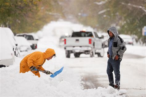 Snowstorm Batters Western New York Restricting Travel Ahead Of
