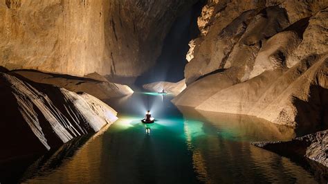 Sơn Đoòng Cave In Vietnam Worlds Largest Cave Youtube