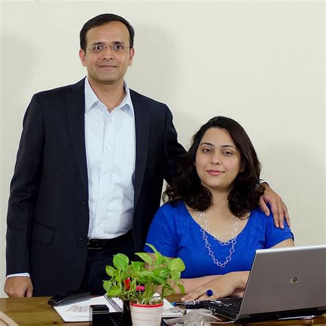 Husband Wife Duo Startup Yaasna A Silver Jewellery E Store