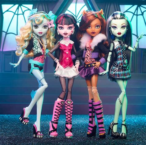 Mattel Resurrects Monster High For Friday The Th Nestia