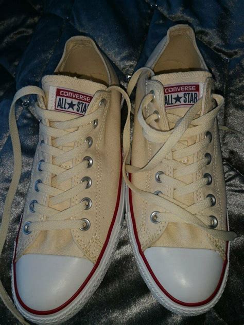 New Mens Converse Trainers Size 9 In Middleton St George County