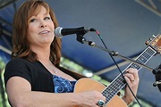 Suzy Bogguss Doesn't Really Listen to Her Old Records