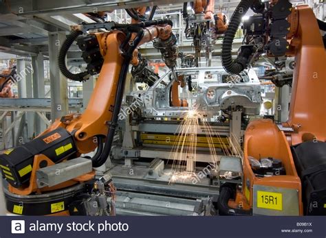 So i resigned myself to an annoying ordeal getting that resolved. Mini Clubman production line at the BMW factory at Cowley, Oxford UK Stock Photo - Alamy