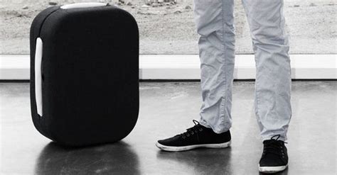 Hop Is A Suitcase That Follows You Around Hands Free