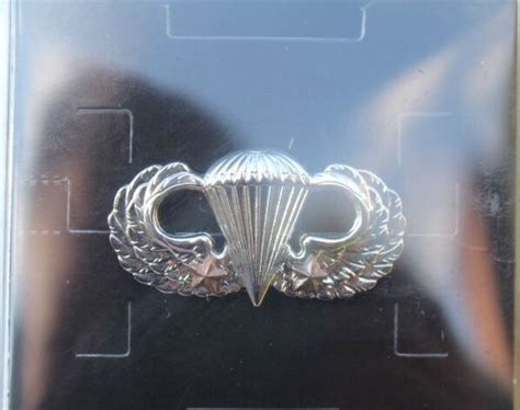 Authentic New Us Army Basic Parachutist Badge W Two Combat Jumps