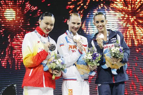Сючен хуанг / веньян сун (китай) — 191,7832. С. Ромашина стала 15-кратной чемпионкой мира