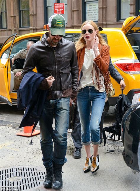 Kate Bosworth And Husband Michael Polish Stroll Through Central Park Daily Mail Online