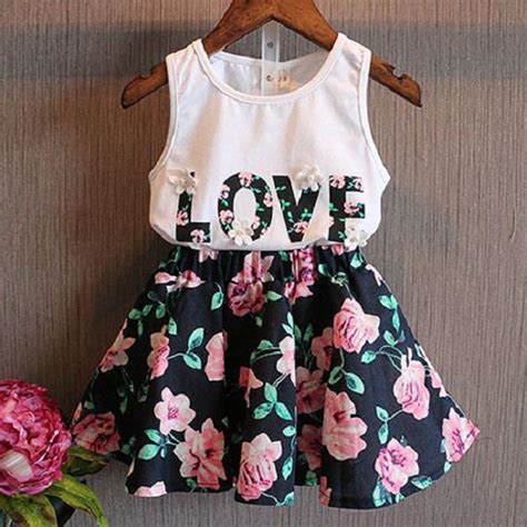 Buy Childrenswear Girls Sleeveless Love Letters Printed Vest Tops