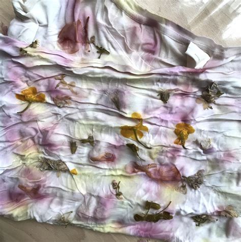 Bundle Dyeing With Flowers Isabella Strambio Blog