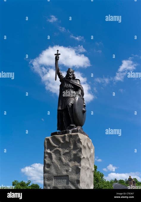 Dh King Alfreds Statue Winchester Hampshire Great King Alfred The