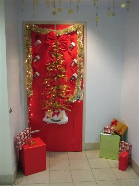 Cute Christmas Door Decorating Ideas Papelaria