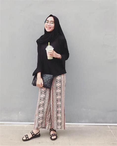 Style Hijab Celana Levis