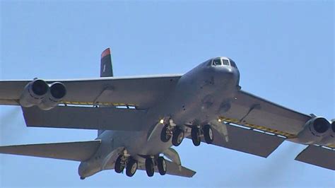 Most Awesome B 52 Take Offs And Landings Youtube