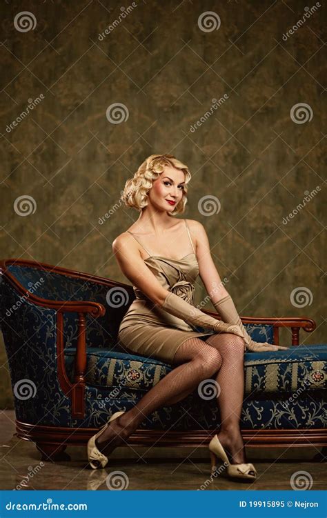 Beautiful Blond Woman Retro Portrait Stock Image Image Of Golden Posing 19915895