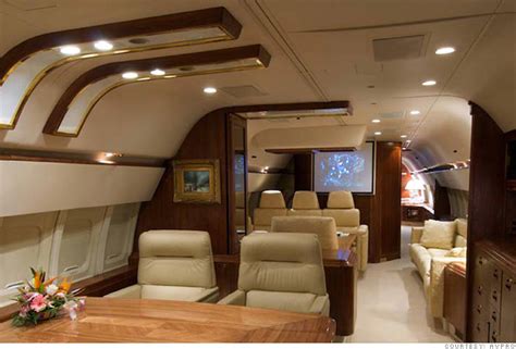 Inside Donald Trumps Private Jet Entertainment Center 4