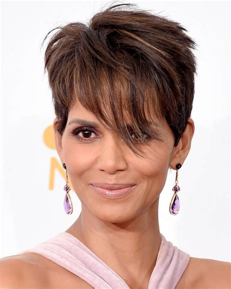 Wolverine held at actress halle berry wore a casual patterned summer dress with her cool sunglasses and pixie hairstyle with short bangs at the nickelodeon's. Latest Halle Berry's short hairstyles (Pixie + Short ...