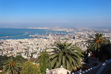 A Day of Deliciousness and Delights in Haifa Israel - Diary of a Mad ...