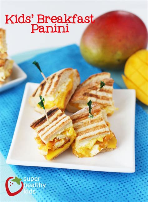 I can make this with my new panini grill!! Breakfast Panini Recipe| Healthy Ideas for Kids