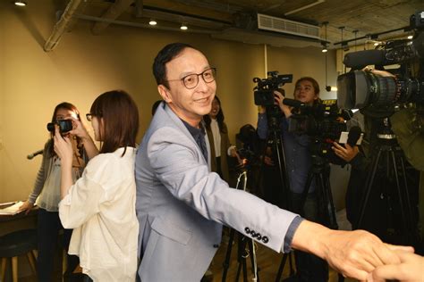 May 29, 2021 · 廣州市當局宣布，即日起將荔灣區白鶴洞街、中南街、東漖街、衝口街，由低風險地區提高為中風險地區。 當局要求上述區域和荔灣區海龍街範圍內. 桃園經發局前局長朱松偉連「威爾鋼也要貪」 檢方以10個貪污罪起訴 -- 上報 / 焦點