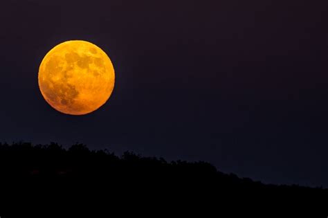 Blue Moon Tuesday Is Third Of Four Full Moons In A Season
