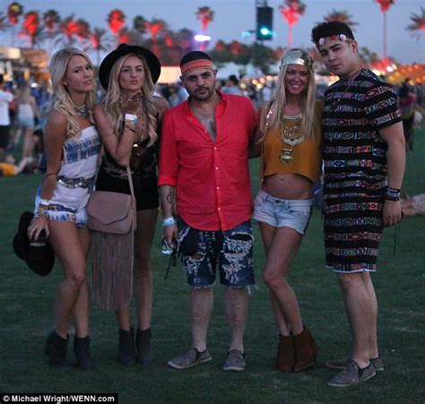 Tara Reid Wears Hippie Chic At Coachella Festival Daily Mail Online