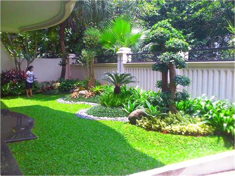 Yuk berkreasi sekarang juga dan ciptakan taman minimalis yang asri sesuai impian anda. 68 Desain Taman Rumah Minimalis Mungil Lahan Sempit ...