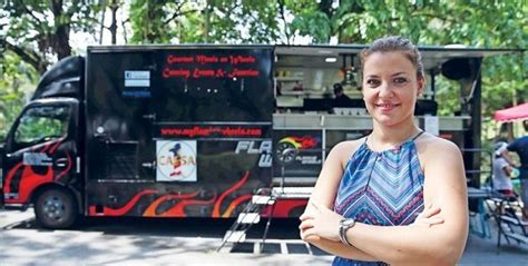Think about pisang goreng and lok lok. 15 Local Food Trucks In Malaysia You Die Die Must Try