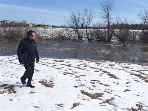 Massive Ice Jam Near Selkirk Causing Great Concern For Officials