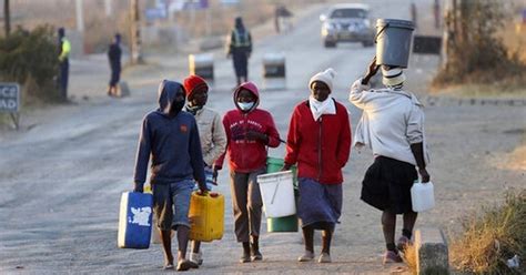 Scores Of Zimbabwe Protesters Arrested Military In Streets