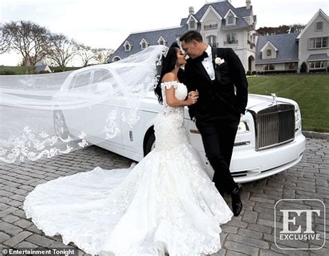 Angelina Pivarnick Marries Chris Larangeira With Castmates From Mtvs