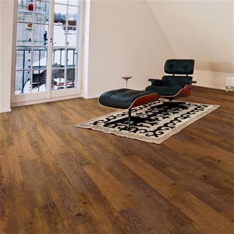 Vinyl plank flooring is one of the trending flooring material in the market. Innovative. Authentic. Effortless. Allure Flooring is the ultimate "Do It Yourself" flooring ...