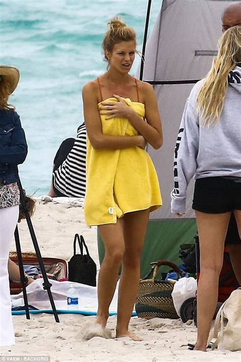 Nadine Leopold Parades Her Sexy Figure On Miami Beach Daily Mail Online