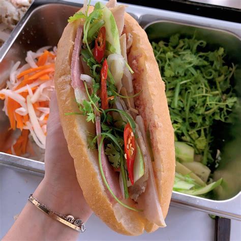 Bánh mì Nha Trang Điểm danh 18 quán nhất định phải thử